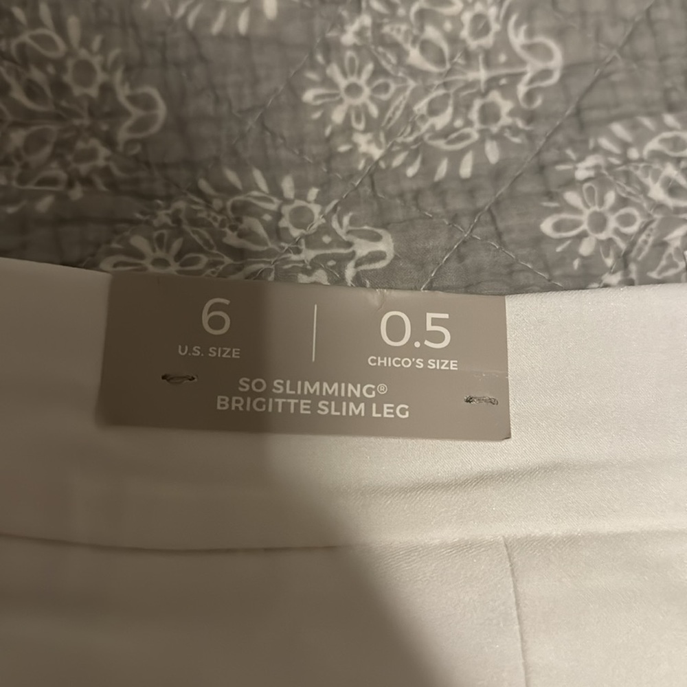 Chicos Slimming Slim Leg Pant - Picture 5 of 5